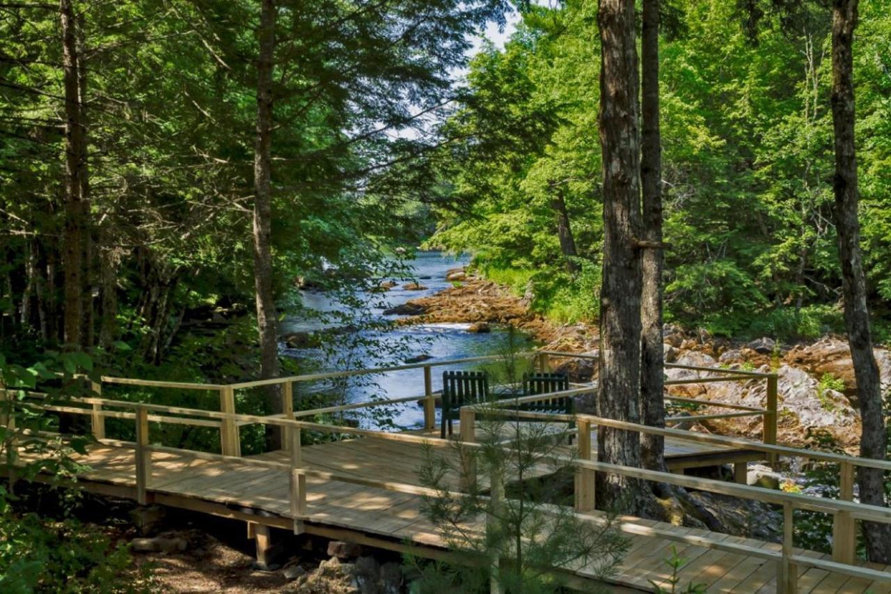 Mersey River Chalets A Nature Retreat Caledonia Exterior photo