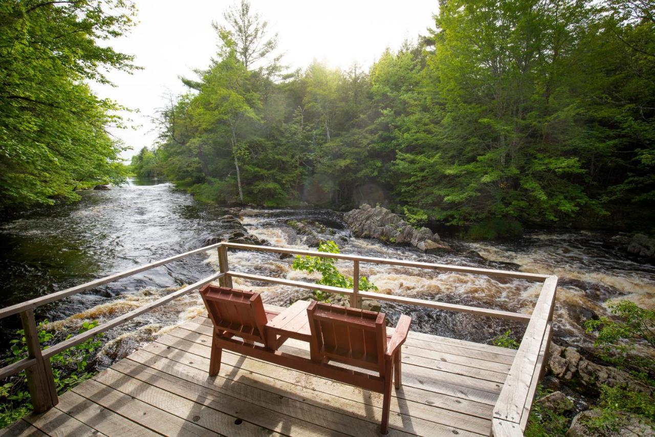 Mersey River Chalets A Nature Retreat Caledonia Exterior photo
